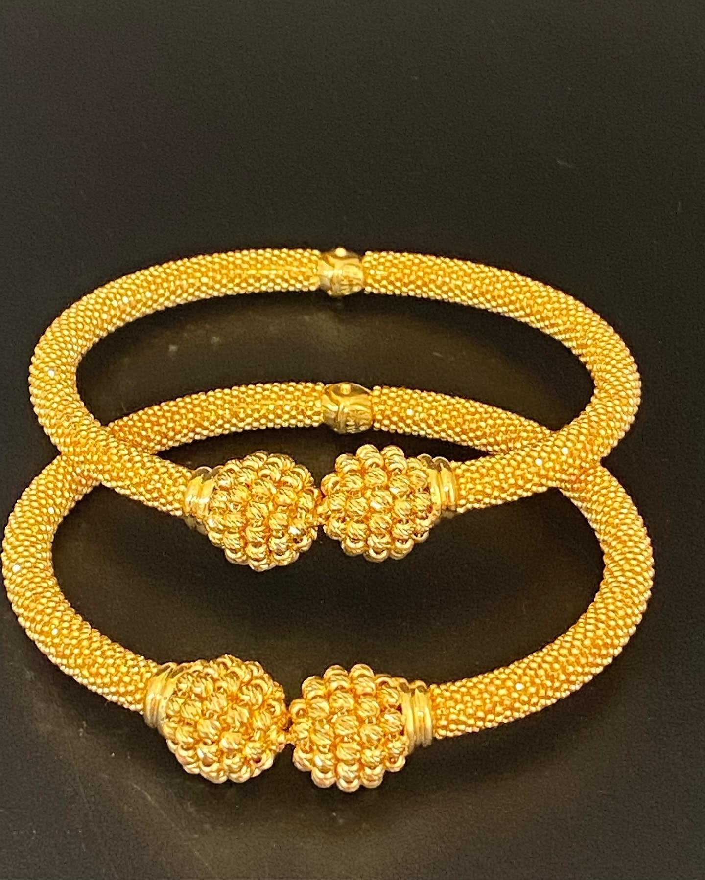 2 Piece Bangle Set - 21k - 40.7 grams