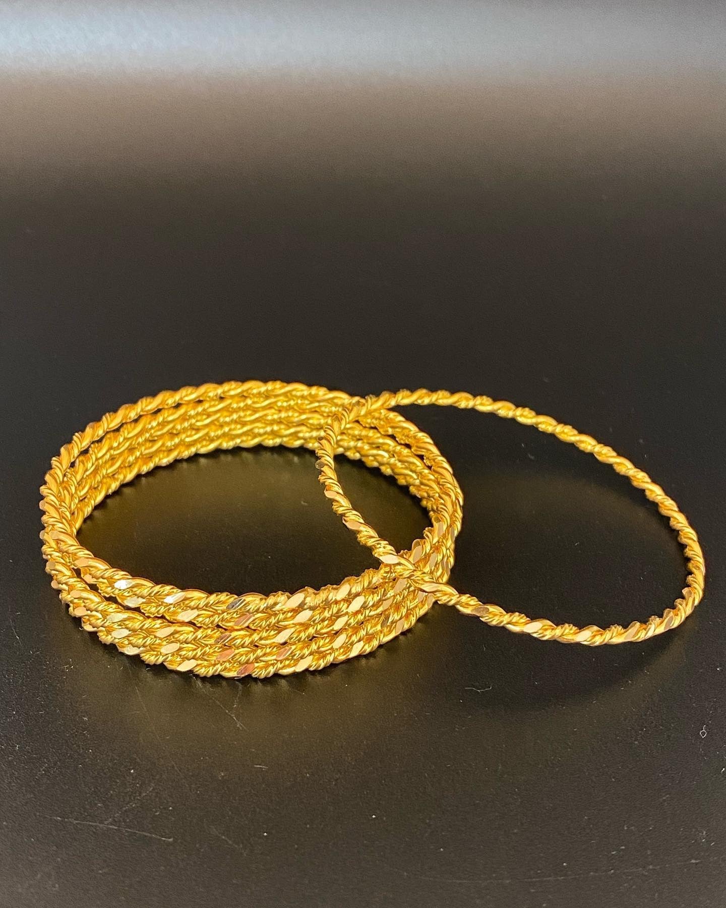 6 Piece Bangle Set - 21k - 69.6 grams