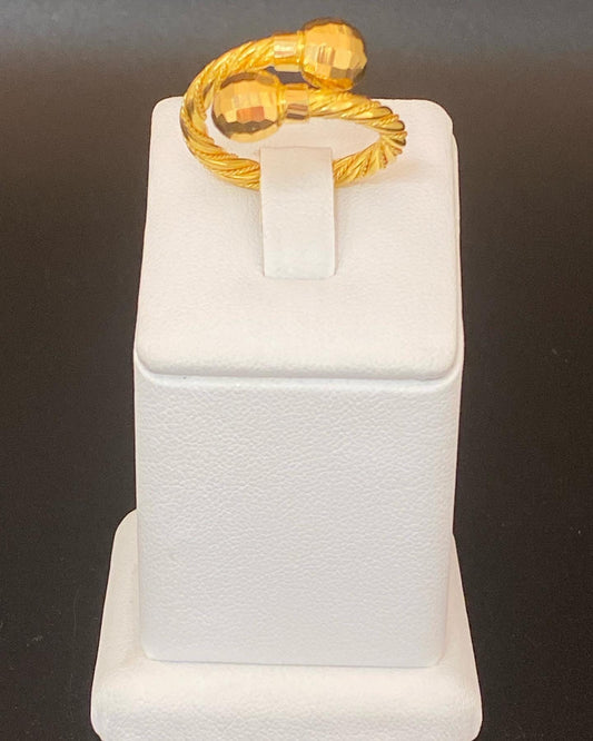 21k Ring - Size 8 - 5.7 Grams