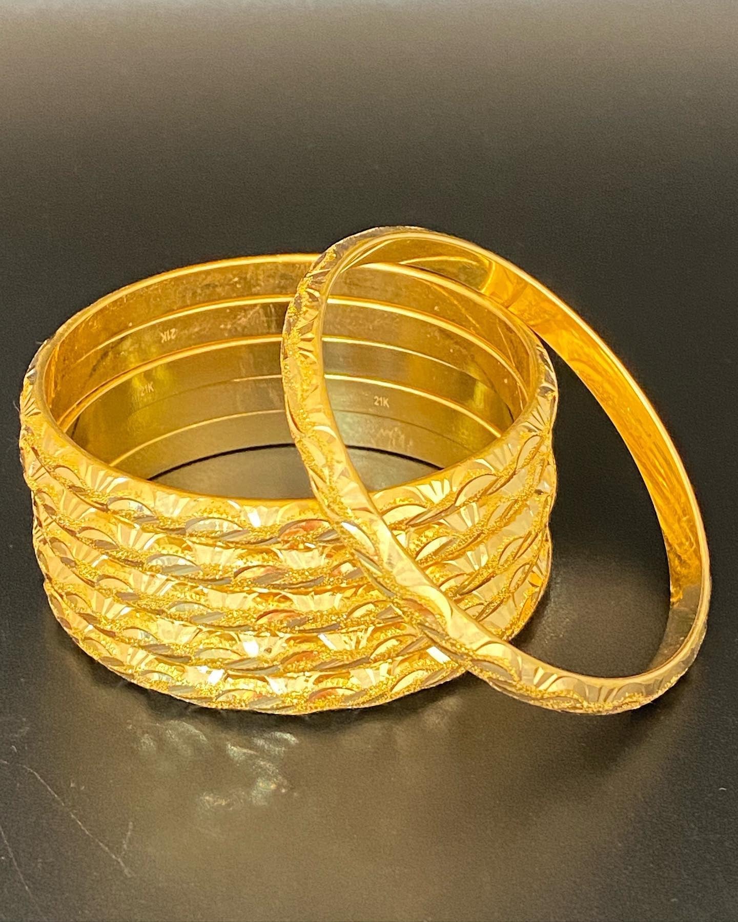 6 Piece Bangle Set - 21k - 60.5 grams